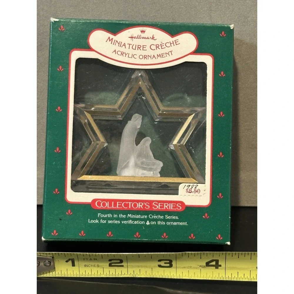 Hallmark Keepsake 1988 Miniature Creche Acrylic Ornament Collector's Series #4‎